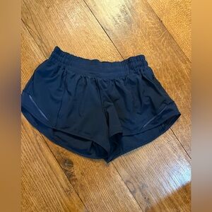Lululemon-Navy - Size 6. Women’s Performance Running Shorts.